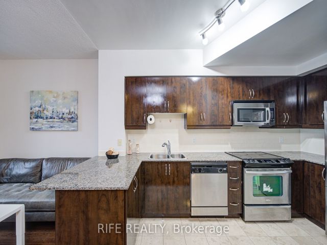 223 - 31 Olive Ave