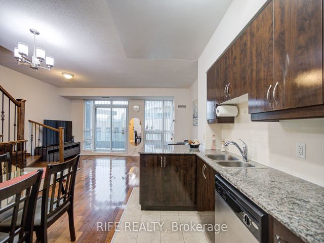 223 - 31 Olive Ave