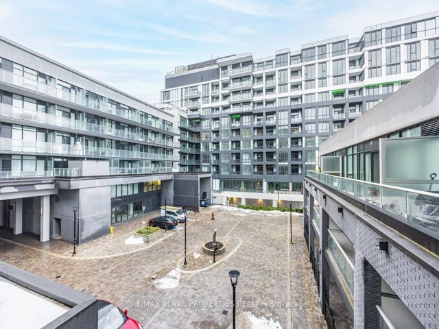 303 - 621 Sheppard Ave E