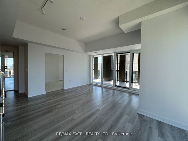 1809 - 238 Simcoe St