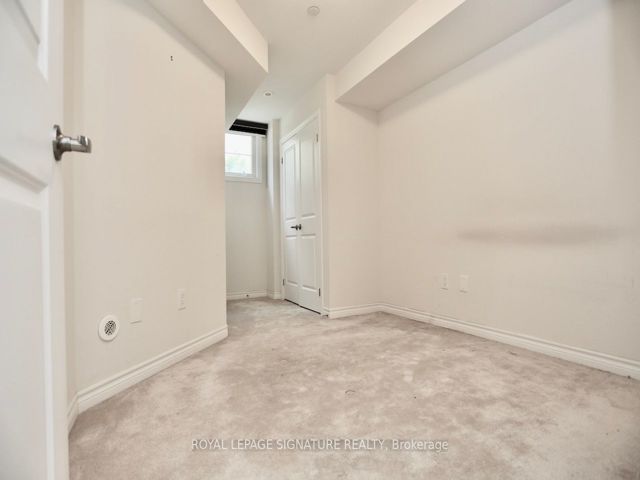 Th27 - 39 Drewry Ave