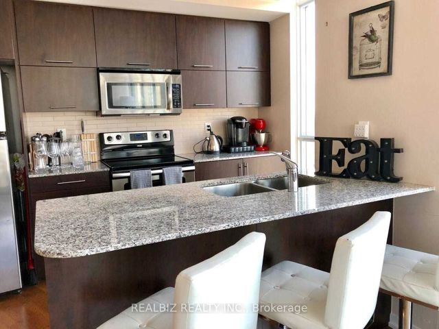 4308 - 65 Bremner Blvd