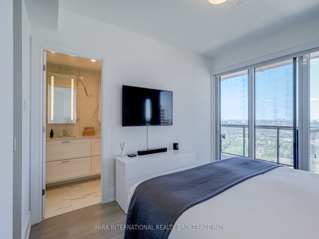 3003 - 30 Inn On The Park Dr