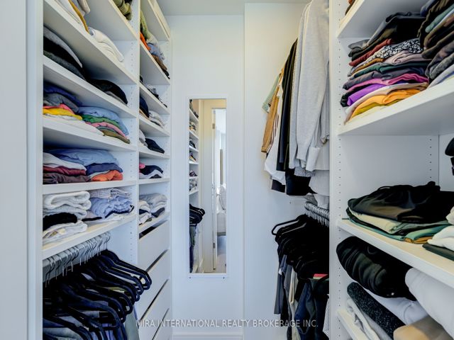 3003 - 30 Inn On The Park Dr