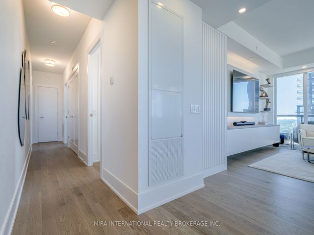 3003 - 30 Inn On The Park Dr