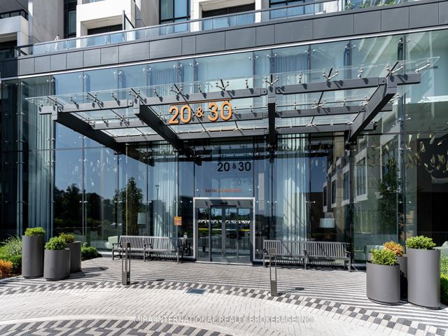 3003 - 30 Inn On The Park Dr