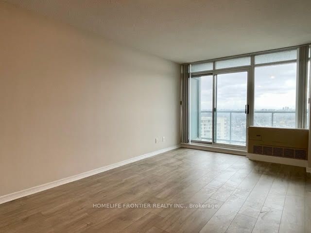 2406 - 5500 Yonge St