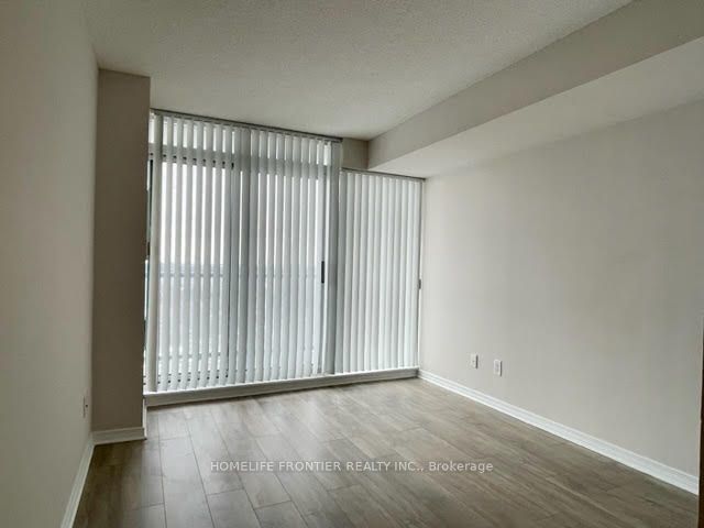 2406 - 5500 Yonge St