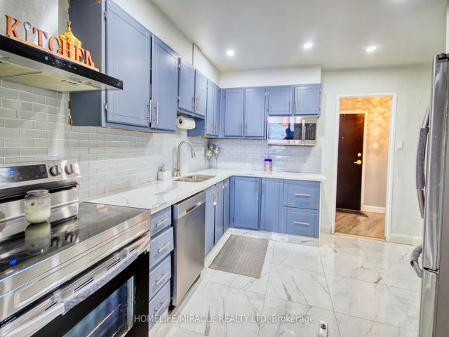 Ph-2 - 150 Neptune Dr