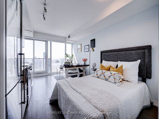 4307 - 251 Jarvis St