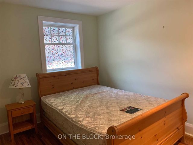 6 - 58 Sherwood Ave