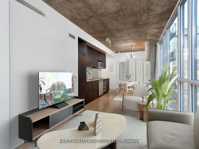 301 - 478 King St W
