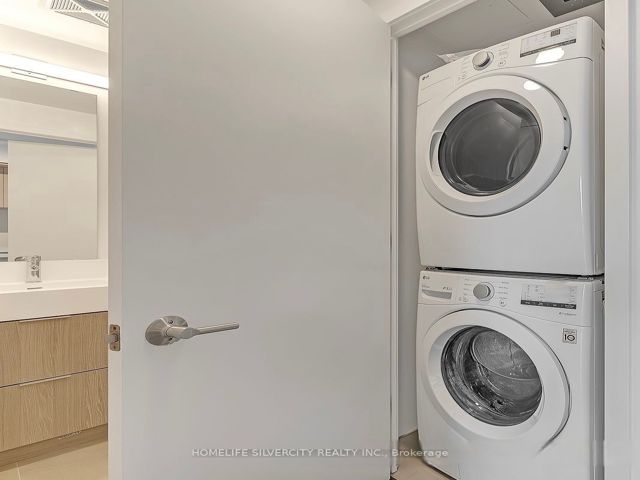 2709 - 130 River St W