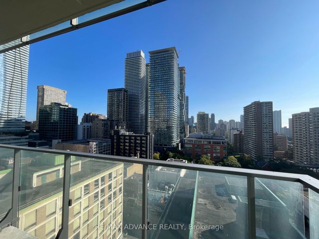 1408 - 75 St Nicholas St