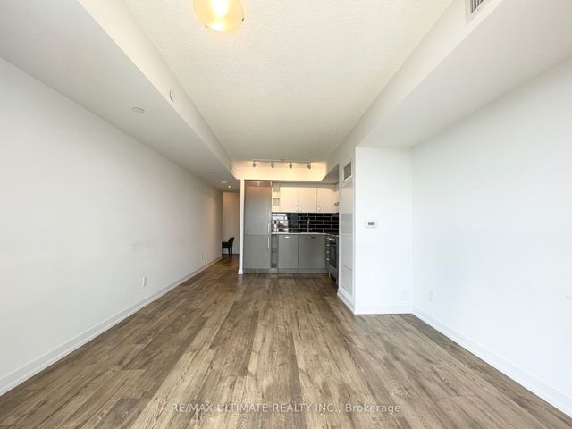 2512 - 125 Redpath Ave
