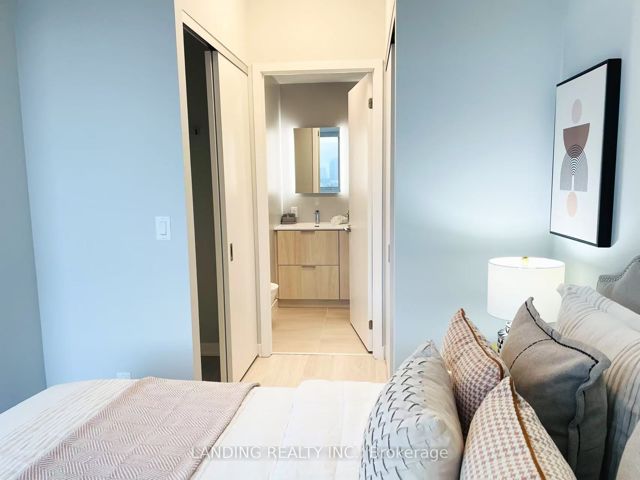 1104 - 185 Alberta Ave
