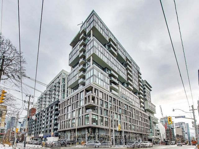 706 - 111 Bathurst St
