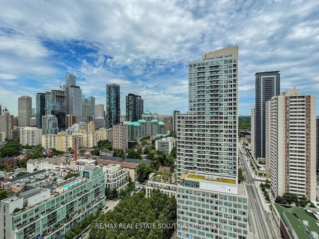 2302 - 159 Wellesley St E