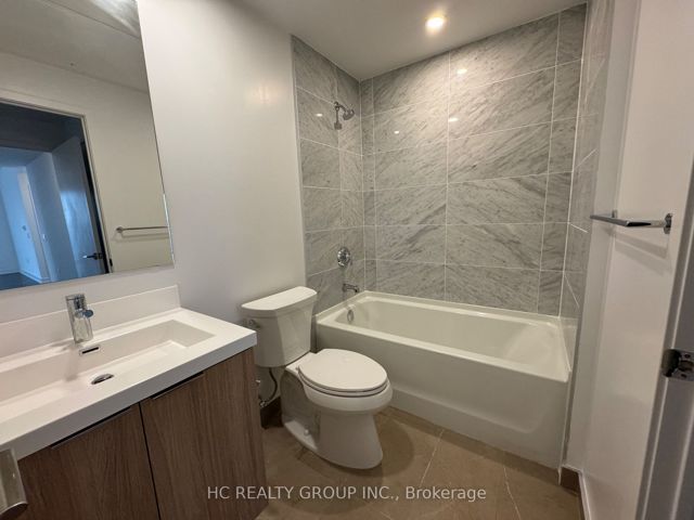 605 - 50 O'neill Rd