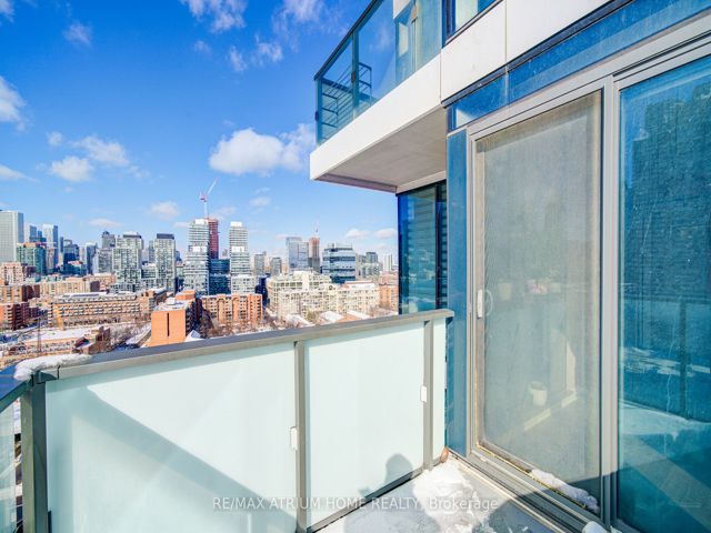 1402 - 16 Bonnycastle St
