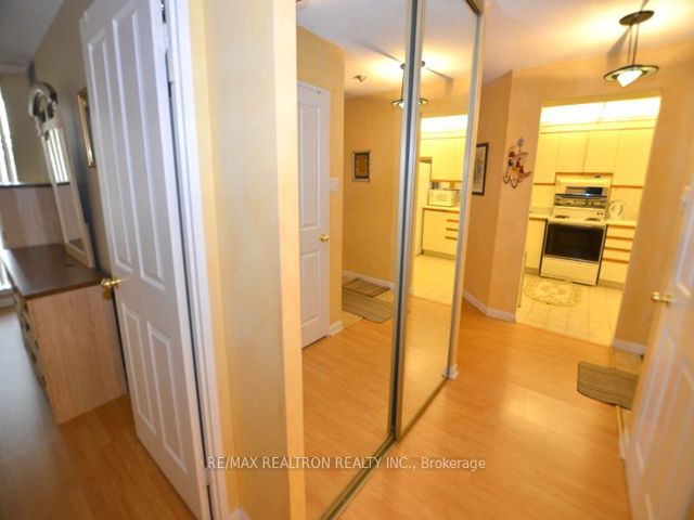 214 - 1121 Steeles Ave W