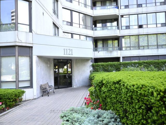 214 - 1121 Steeles Ave W