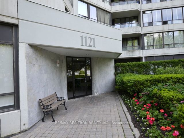 214 - 1121 Steeles Ave W