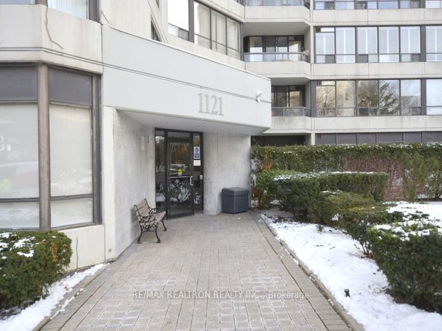 214 - 1121 Steeles Ave W