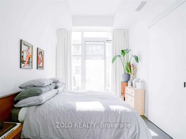 1101 - 5 Soudan Ave