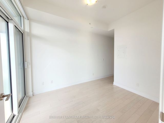 2209 - 181 Bedford Rd