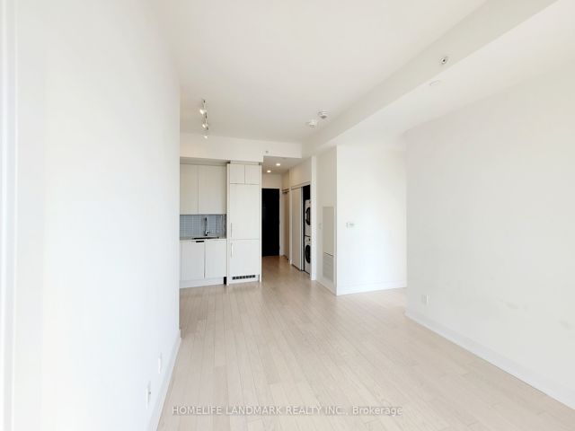2209 - 181 Bedford Rd