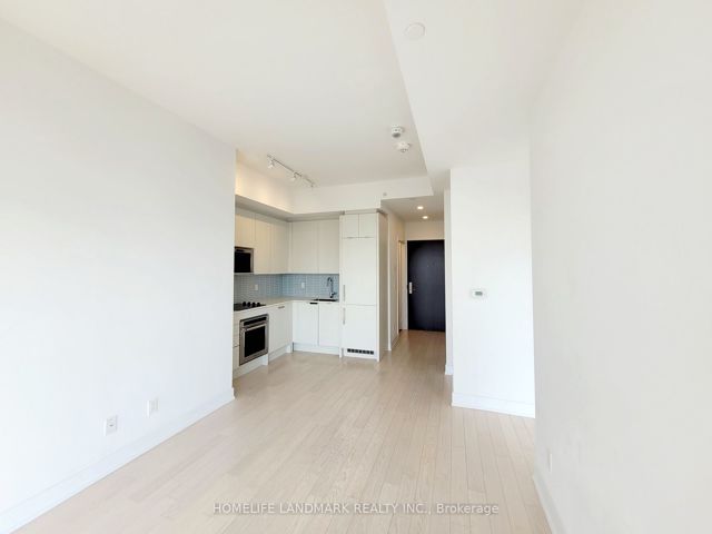 2209 - 181 Bedford Rd