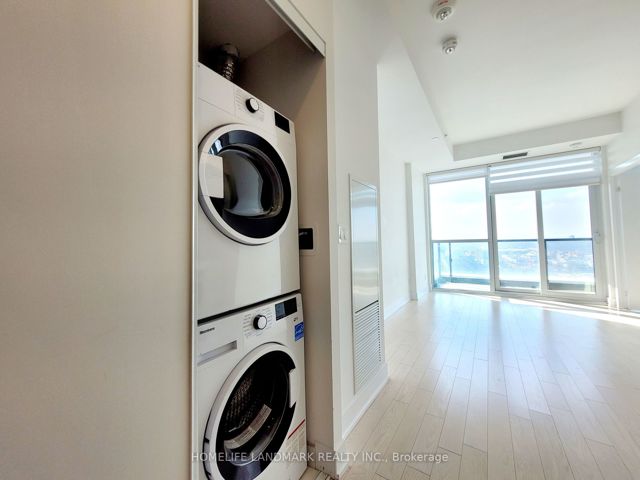 2209 - 181 Bedford Rd