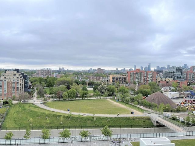 1007 - 30 Ordnance St