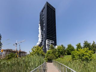 1402 - 170 Bayview Ave