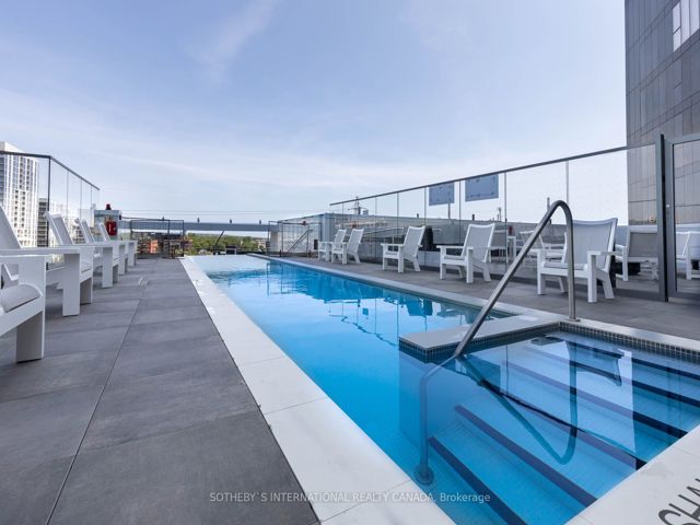 1402 - 170 Bayview Ave