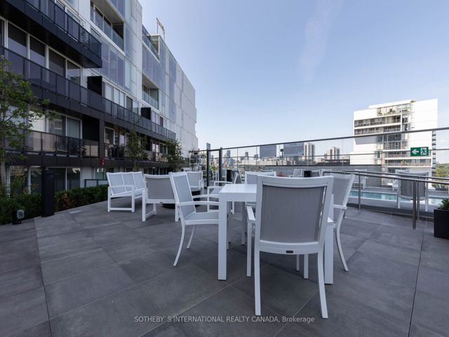 1402 - 170 Bayview Ave