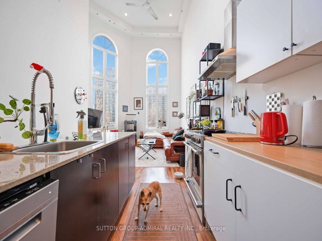 1705 - 80 Joe Shuster Way