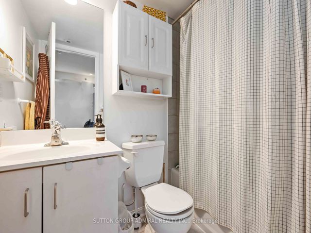 1705 - 80 Joe Shuster Way