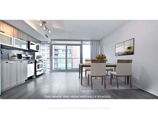 1111E - 36 Lisgar St