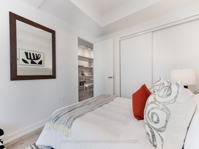 1706 - 138 Downes St