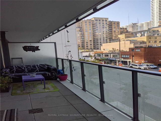 201 - 185 Roehampton Ave