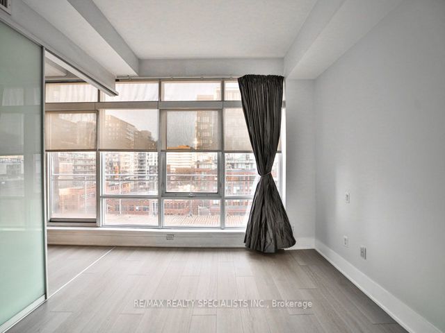 803 - 20 Stewart St