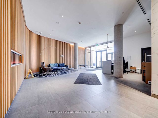 302 - 120 Varna Dr