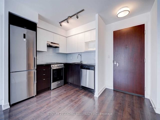 302 - 120 Varna Dr