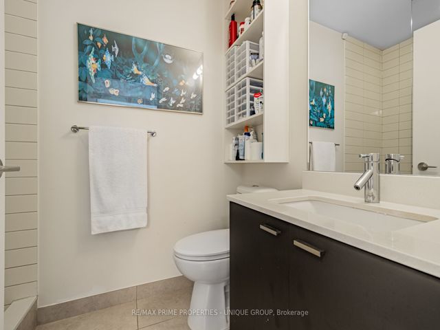 308 - 30 Roehampton Ave