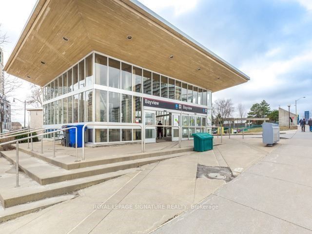 402 - 17 Kenaston Gdns