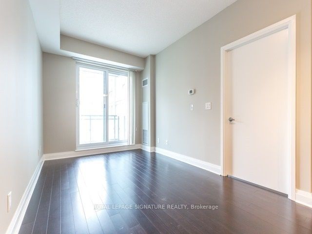 402 - 17 Kenaston Gdns