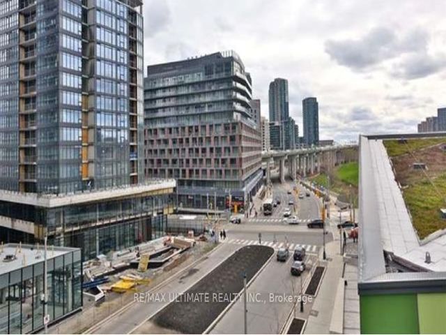 511 - 170 Fort York Blvd