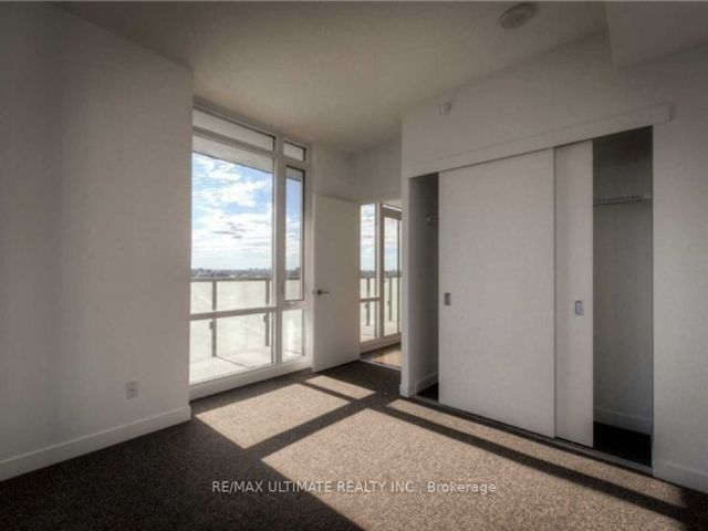 511 - 170 Fort York Blvd